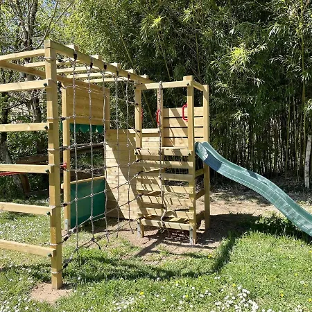 Le Moulin De Lande Hébergement de vacances *